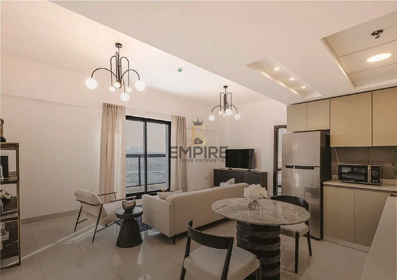 Spacious 3 bed + Store / Fully Furnished / Prime location63994970649091114