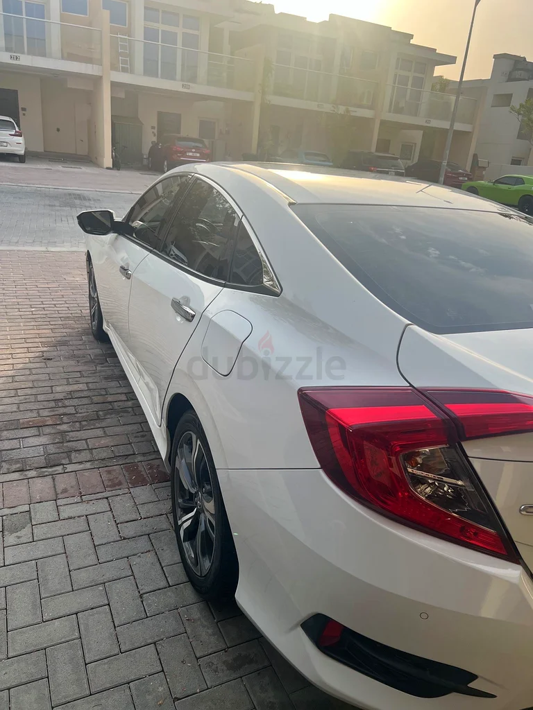 هوندا سيفيك LX سبورت 2020 خليجي - بدون حوادث – قيادة سيدة – دائمًا موقفة في الظل63398547711235113