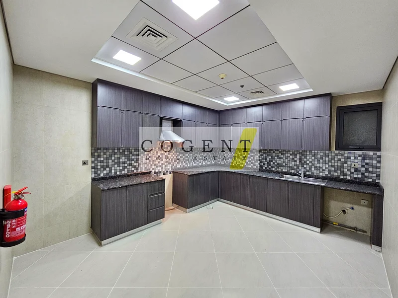 Massive 1BHK | Bright and Airy | Walk-in Closet | Lux Amenities63744985211009114