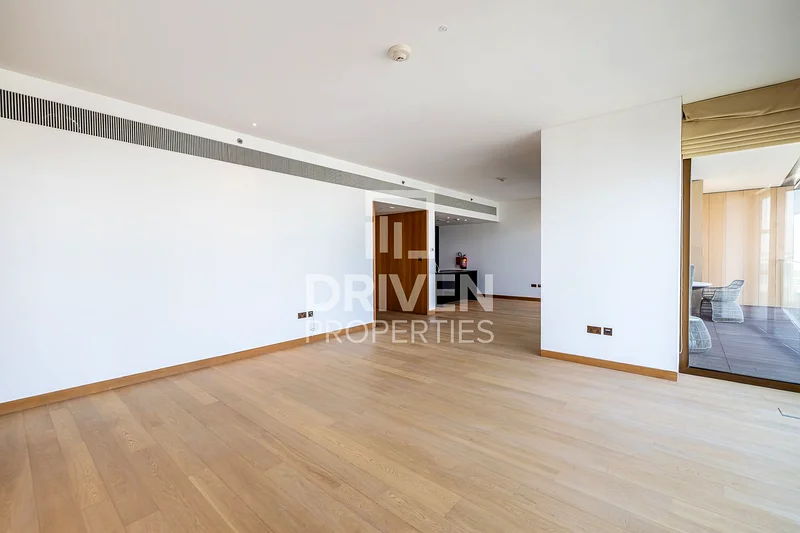 Spacious and Luxurious Apt with Sea View63929454246529111