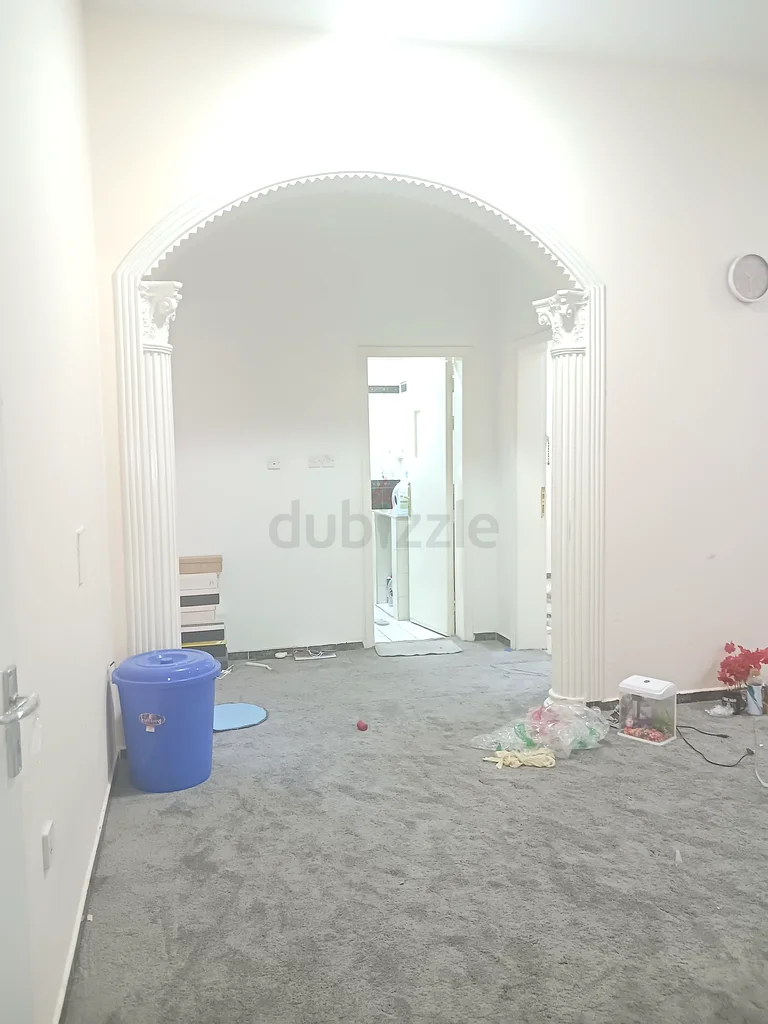 غرفة 1 بيدروم متاحة634857582841611119