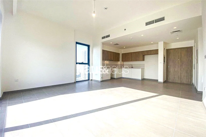 Direct Park Access | Mid Floor | Modern and Bright64043459966593111