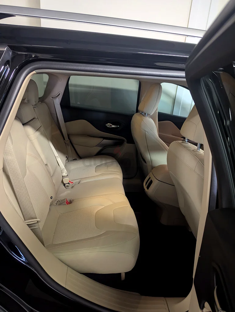 Jeep Cherokee 201963398594938241113