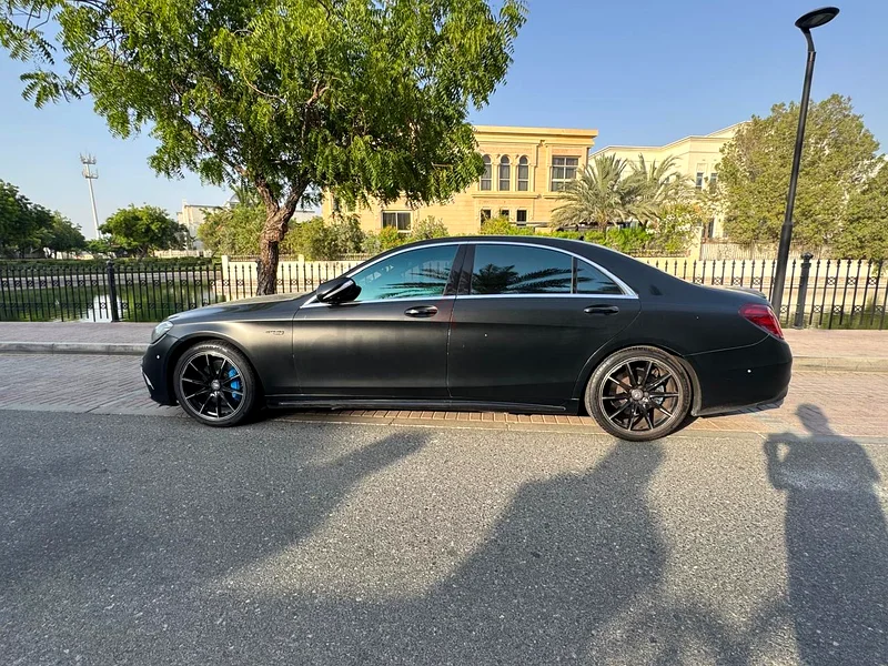 S-Class in Tiffany blue with Brabus interior63399932651779113
