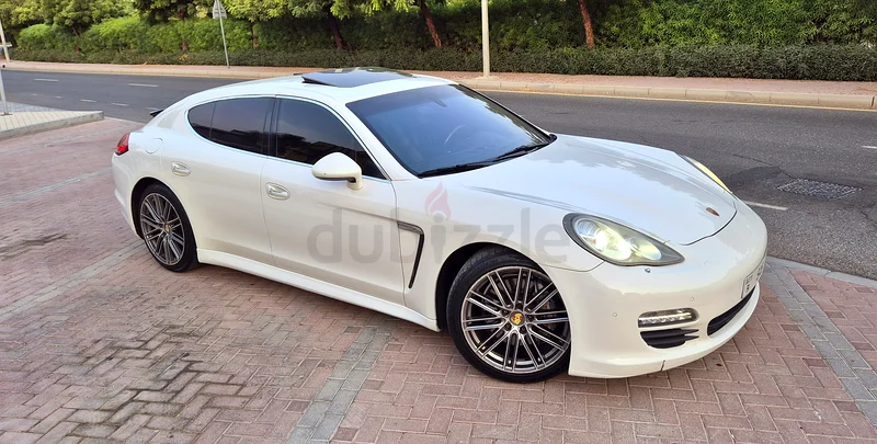 Porsche Panamera S Upgraded to 2016 shape GCC Specs Original Paint63398654093698111