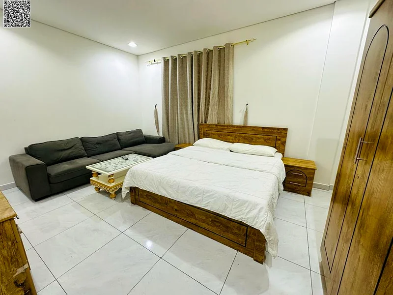 For monthly rent, including bills, in a strategic location and with new furniture63720685372929111