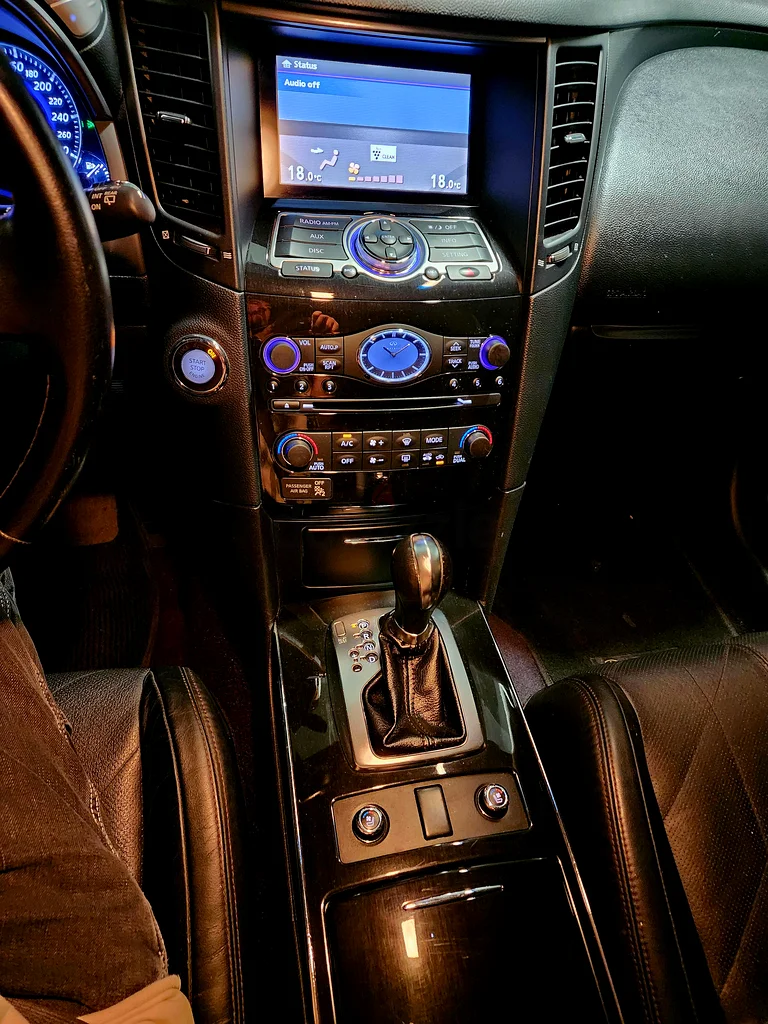 إنفينيتي QX70 موديل 2015 للبيع63398553777921113