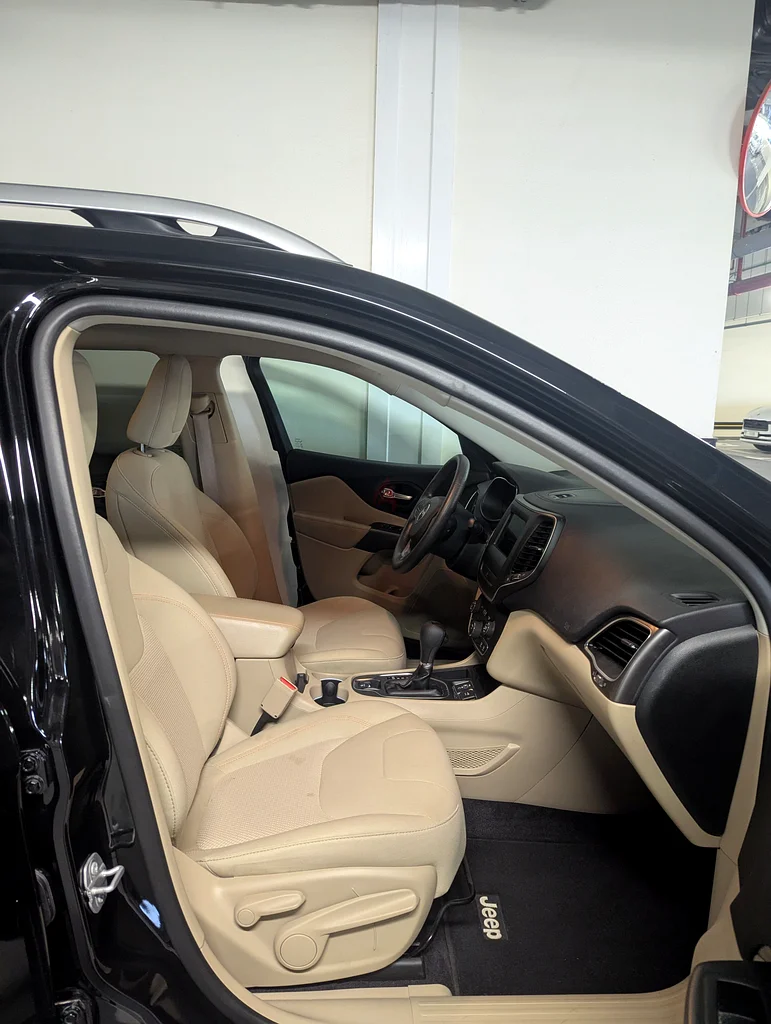 Jeep Cherokee 201963398594938241114
