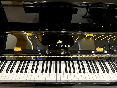 Steiner HU-110E Upright Piano