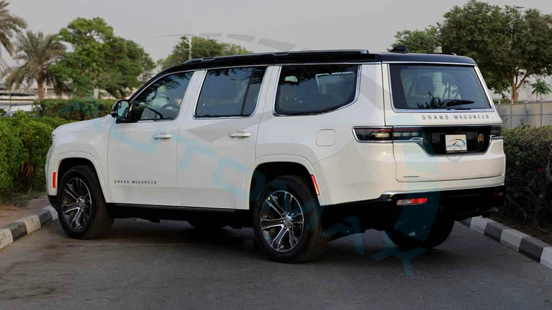 2023 JEEP GRAND WAGONEER SERIES II I6 3.0L TT 4X4 GCC 0 Km with 3 Years or 60,000 Km Warranty63398594730499114
