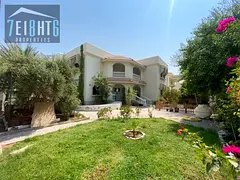 Good quality independent villa with 6 bedrooms | servant quarters | drivers room | garden