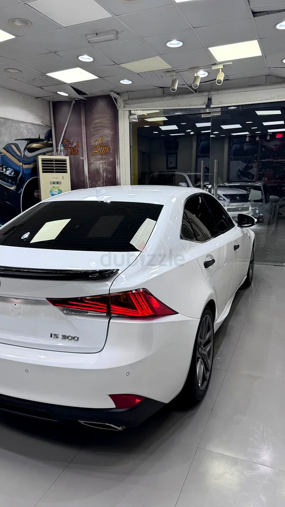 Lexus IS300 FSport 2019 10/10 Condition63612074110210113
