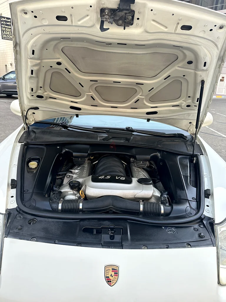 PORSCHE CAYENNE S 2006  
GCC Negotiable63398654143489112