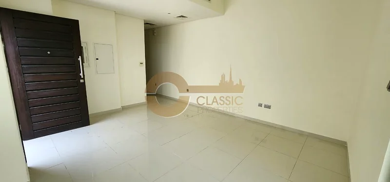 تاون هاوس عصرية | تخطيط واسع | موقع متميز64003948271875111