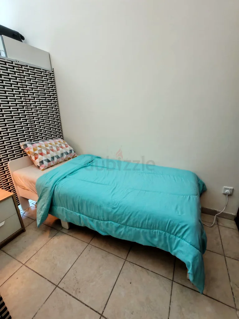 (Ladies Only) PARTITION attached TOILET – JLT Cluster Y63796260095874111