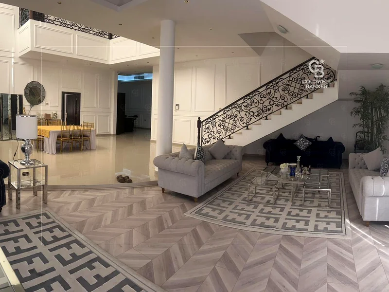 Marble finish | Large garden | Pool | Corner63743312166531112