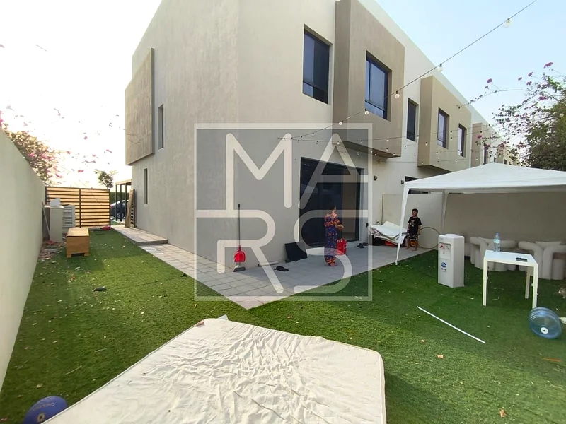 | واسع | 3 غرف نوم | وحدة زاوية | حياة عصرية |63300007883521112