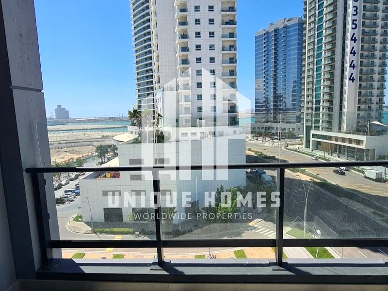عرض رائع | شرفتان | شاغرة | ا rental الآن !!634034086062111119
