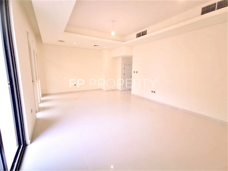 فيلا كبيرة بـ 3 غرف نوم + خادمة | R2M | مطبخ مغلق | مؤجرة64002639571715114