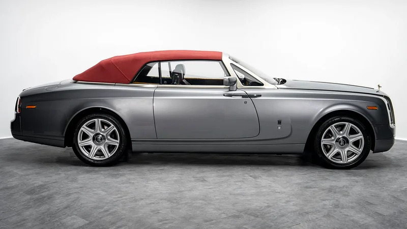 Rolls-Royce Phantom Drophead - 2009 - GCC63398531042433114