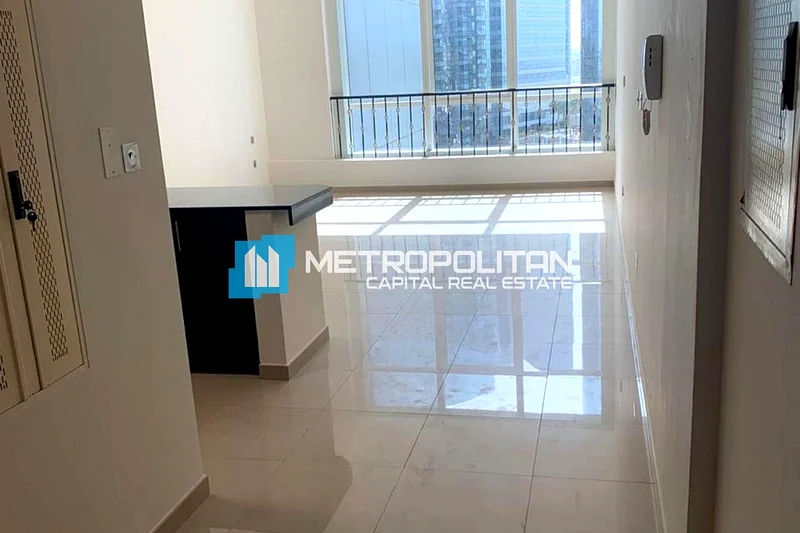 Spaciou Studio| Swimming Pool And Gym| Big Layout63843390239491112