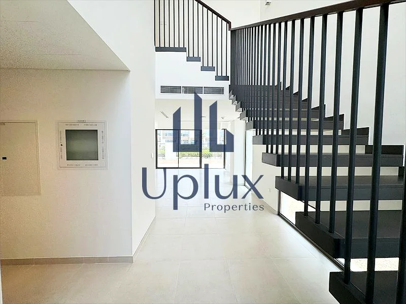 Single Row | Corner Unit | Unfurnished63947675070851114