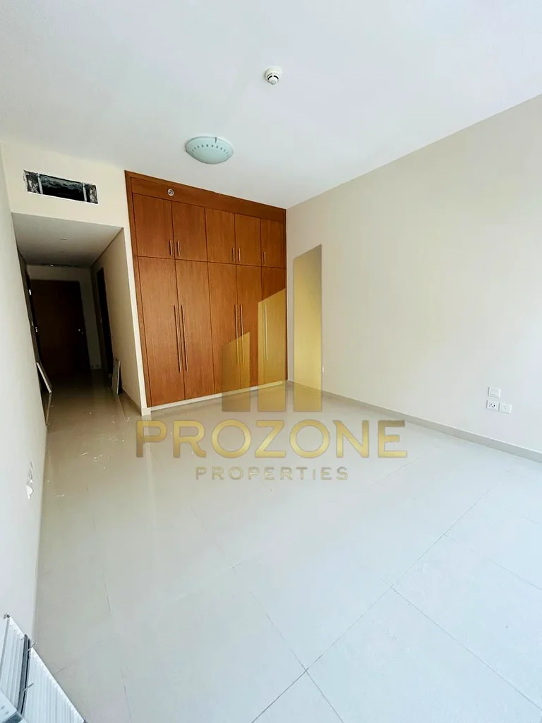 Huge Layout | Luxurious Apartment | Prime Location| well maintained63768538061315114