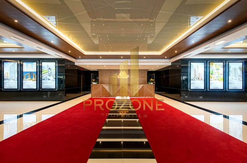 Huge Layout | Luxurious Apartment | Prime Location| well maintained63768538061315110