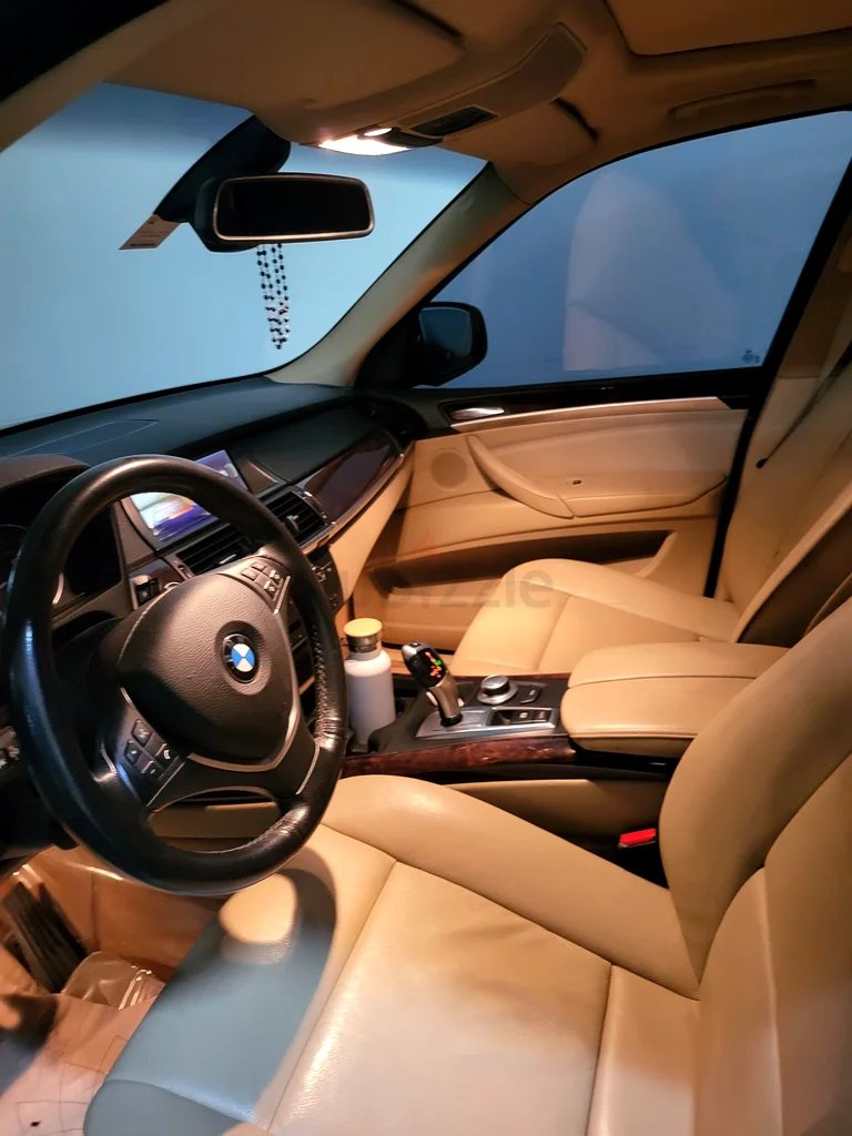 بي إم دبليو X5 | 3.0 لتر | الأميال 249810 | مواصفات خليجية | حالة ممتازة63406212888066114