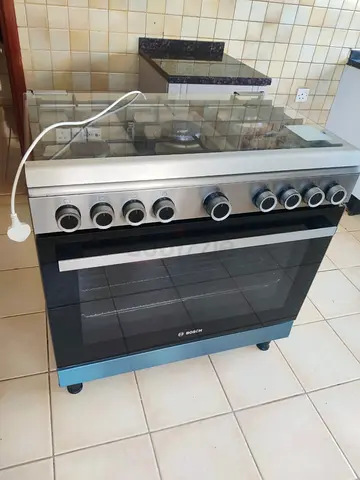 Bosch New Model 5 Burner Gas Cooker Stove 90cm