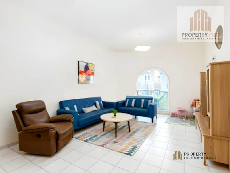 Spacious| Near to Metro| Well maintained63935661144706112
