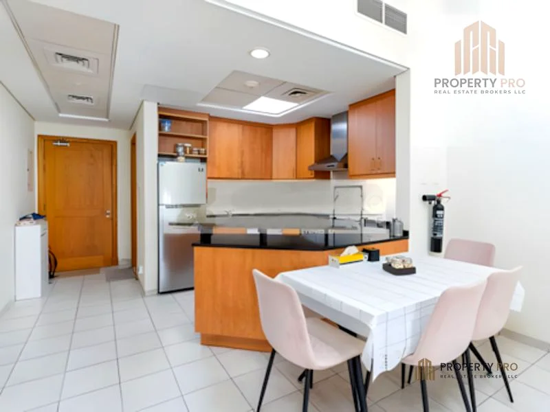 Spacious| Near to Metro| Well maintained63935661144706113