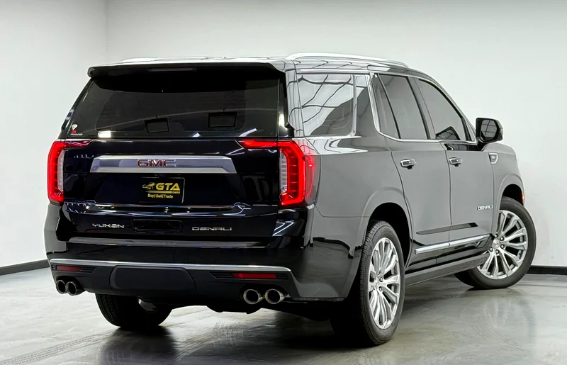 2023 GMC Yukon Denali, 2028 GMC Warranty + Service Package, Very Low Kilometers, 8-Seater, GCC63398503292289113