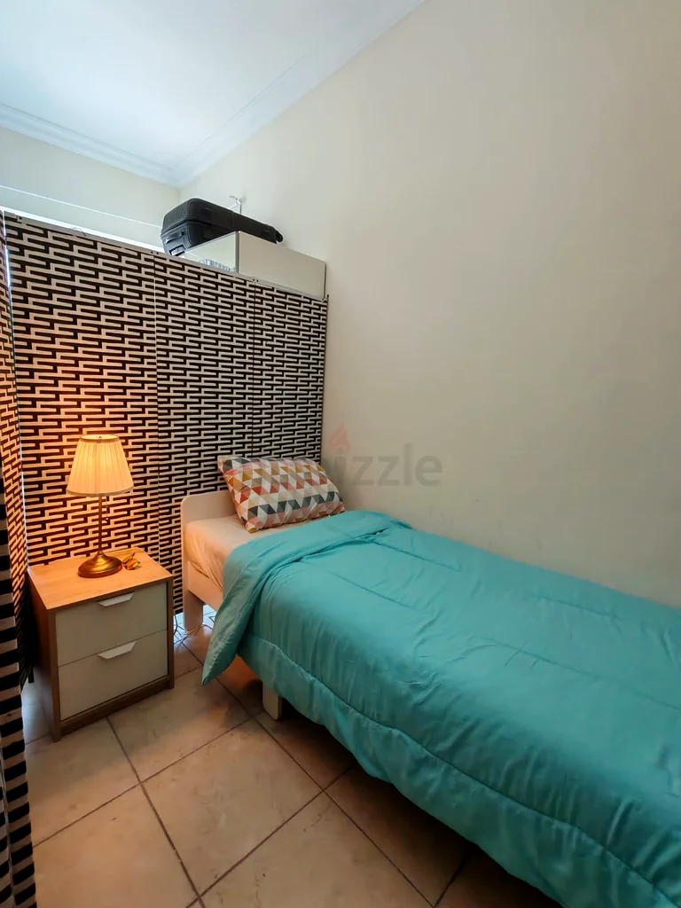 (Ladies Only) PARTITION attached TOILET – JLT Cluster Y63796260095874110
