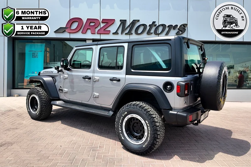 ضمان لمدة 6 أشهر وحزمة خدمة لمدة سنة من Offroadzone - جيب رانجلر 2021 بسقف مزدوج باللون الفضي63398602505730114