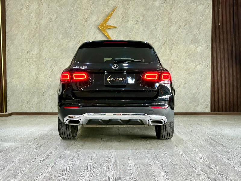 MERCEDES GLC300 AMG II 2021 II FULL LOADED63399926334211113