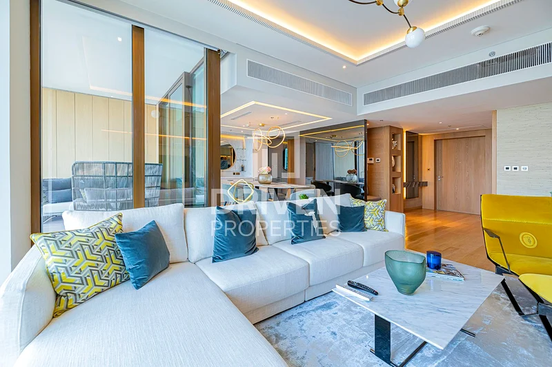 Fully Upgraded and Furnished | Luxurious Apt63929454263042110