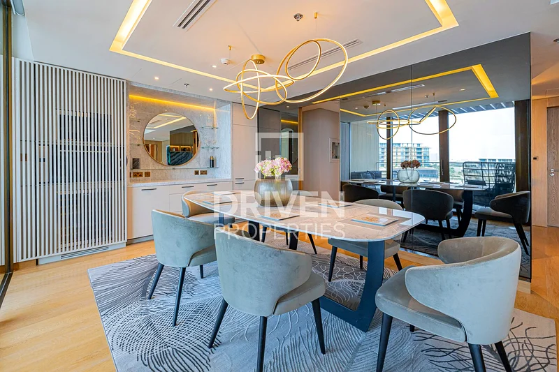 Fully Upgraded and Furnished | Luxurious Apt63929454263042113