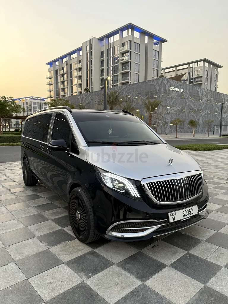 Mercedes V-Class Maybach63403705608961116