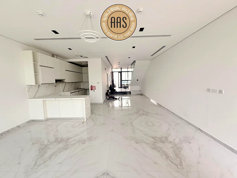 Ready to movein townhouse |Multiple Cheques|Near All Facilities63404356727937112