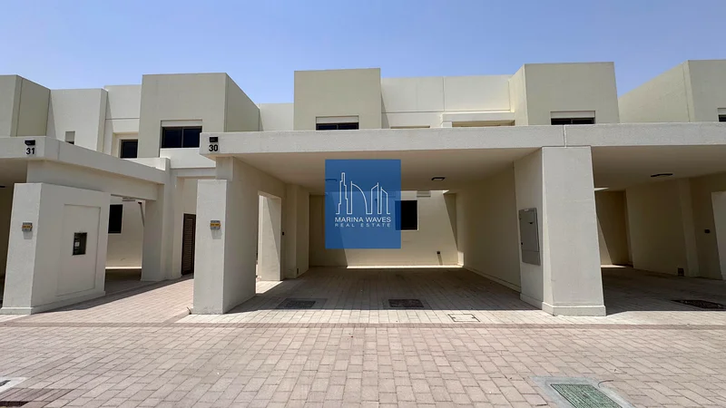 تاون هاوس بإطلالة خلابة على الصحراء (القدسي)63736617623426111