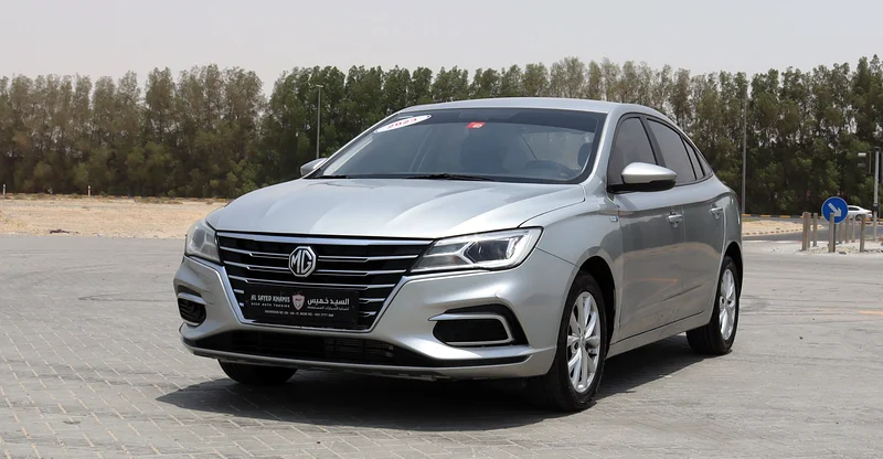 MG5 car, 2023 model, Gulf version, accident-free, 101,000 km mileage, with 1500 cc engine, price 27,000 AED63398494379522112