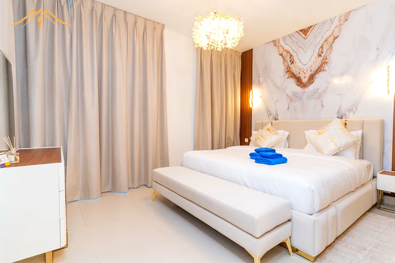 Utility Bills Included | Sophisticated 4-Bedroom Villa with Private Garden in Maple 163830640312961111