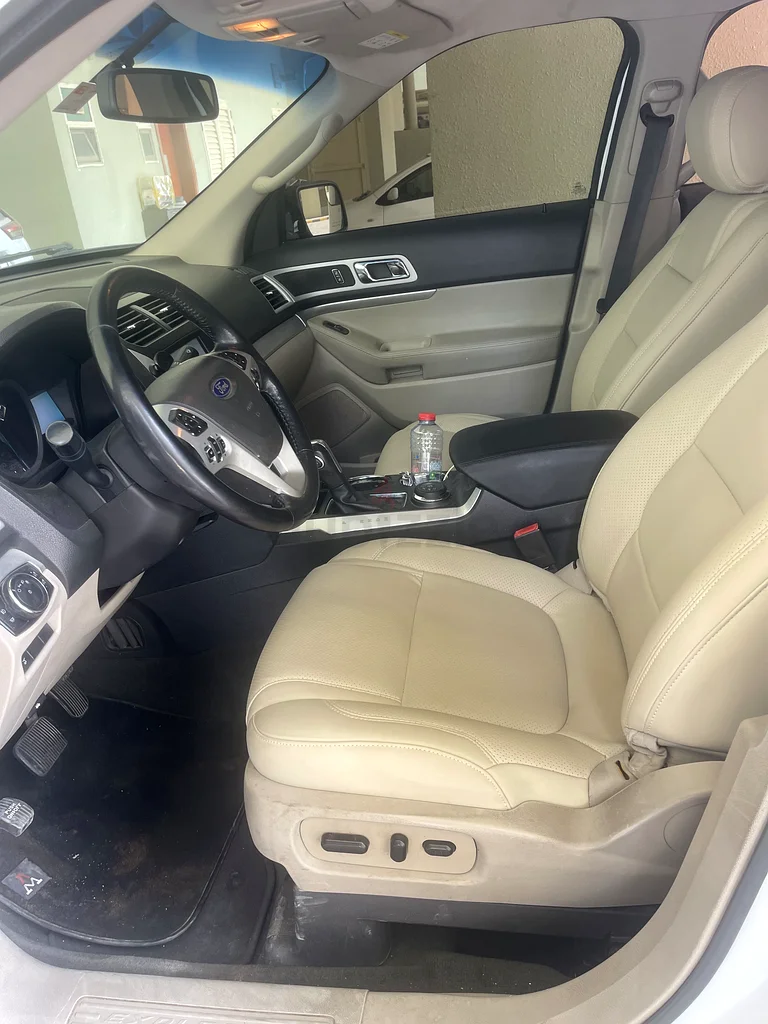 Ford Explorer XLT GCC , Agency maintained63399890371073112