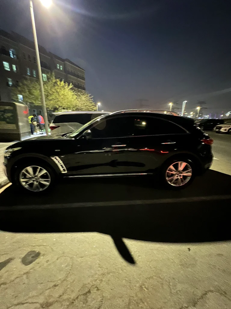 SUV من إنفيني بحالة A-1 للبيع63398553607555113