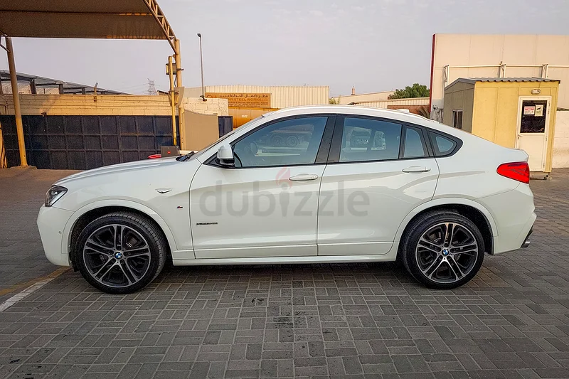 AED 1575/month | 2017 BMW X4 Xdrive28i | GCC Specs | Ref#35138563406212430594114