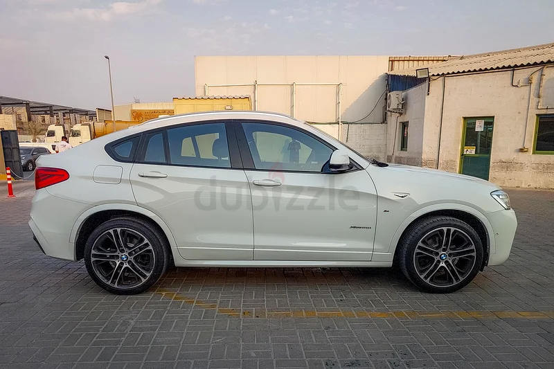 AED 1575/month | 2017 BMW X4 Xdrive28i | GCC Specs | Ref#35138563406212430594113