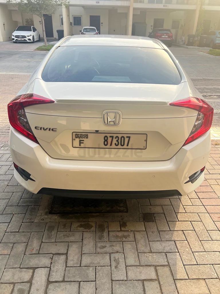 هوندا سيفيك LX سبورت 2020 خليجي - بدون حوادث – قيادة سيدة – دائمًا موقفة في الظل63398547711235112