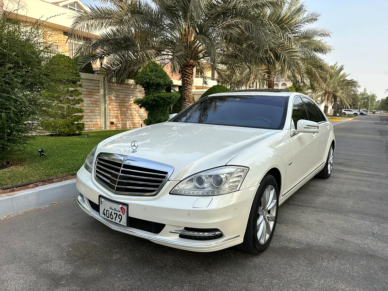 Mercedes S550 Gulf model 2013 imported from Japan, full agency paint, inspection required with no accidents or repainting.634032033866261111