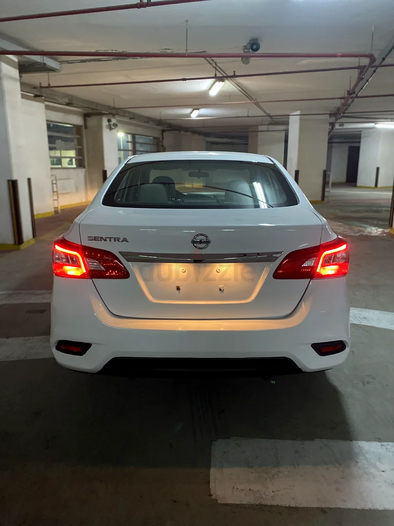 Nissan Sentra 2017 for sale due to travel reasons63412538172675113